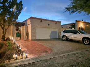 NICE CONDO NEAR i10, 4 BEDS WITH A VIEW
